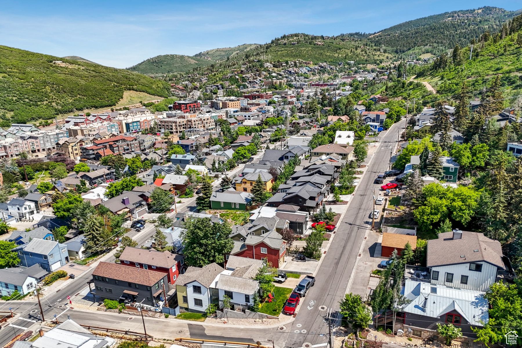Park City, Utah 84060, United States, 3 Bedrooms Bedrooms, ,4 BathroomsBathrooms,Residential,Pending,182977