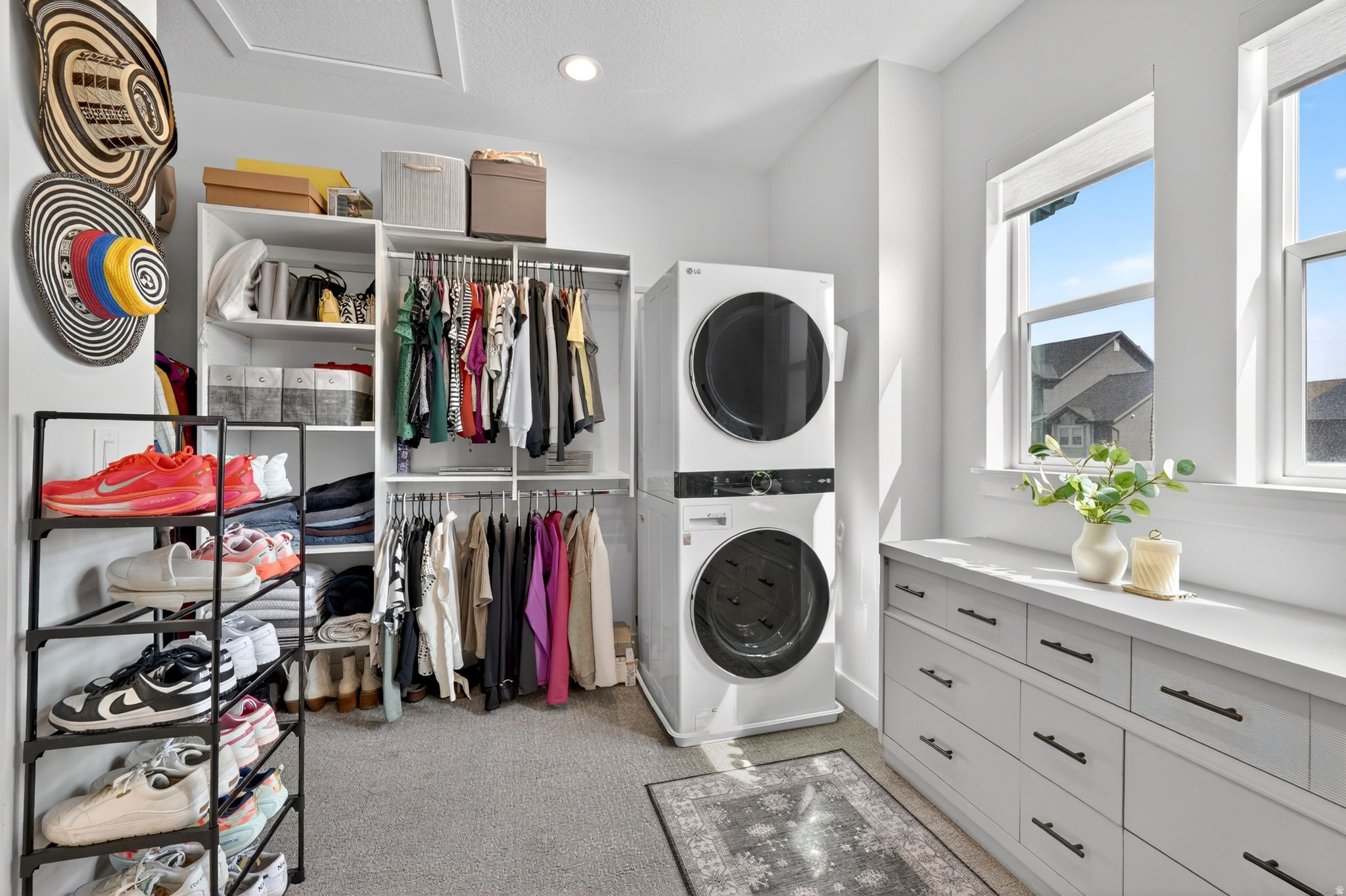 QUAILHILL - Residential