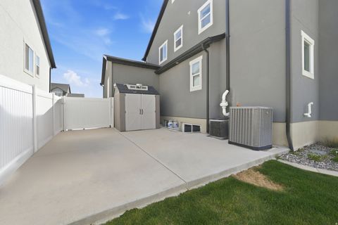Tiny photo for 439 N HIGH RIDGE RD, Saratoga Springs, UT 84045 (MLS # 2151877)