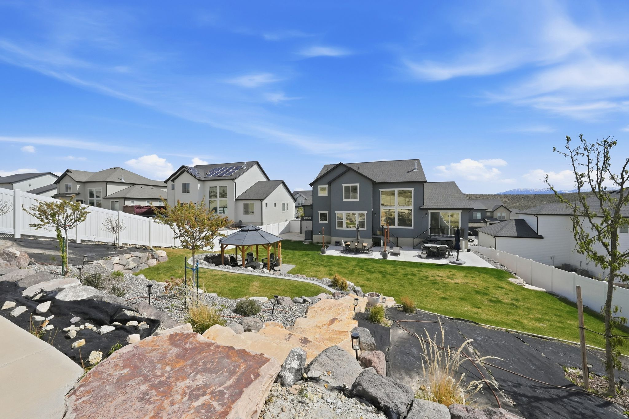 QUAILHILL - Residential