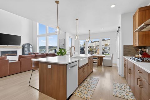 Tiny photo for 439 N HIGH RIDGE RD, Saratoga Springs, UT 84045 (MLS # 2151877)