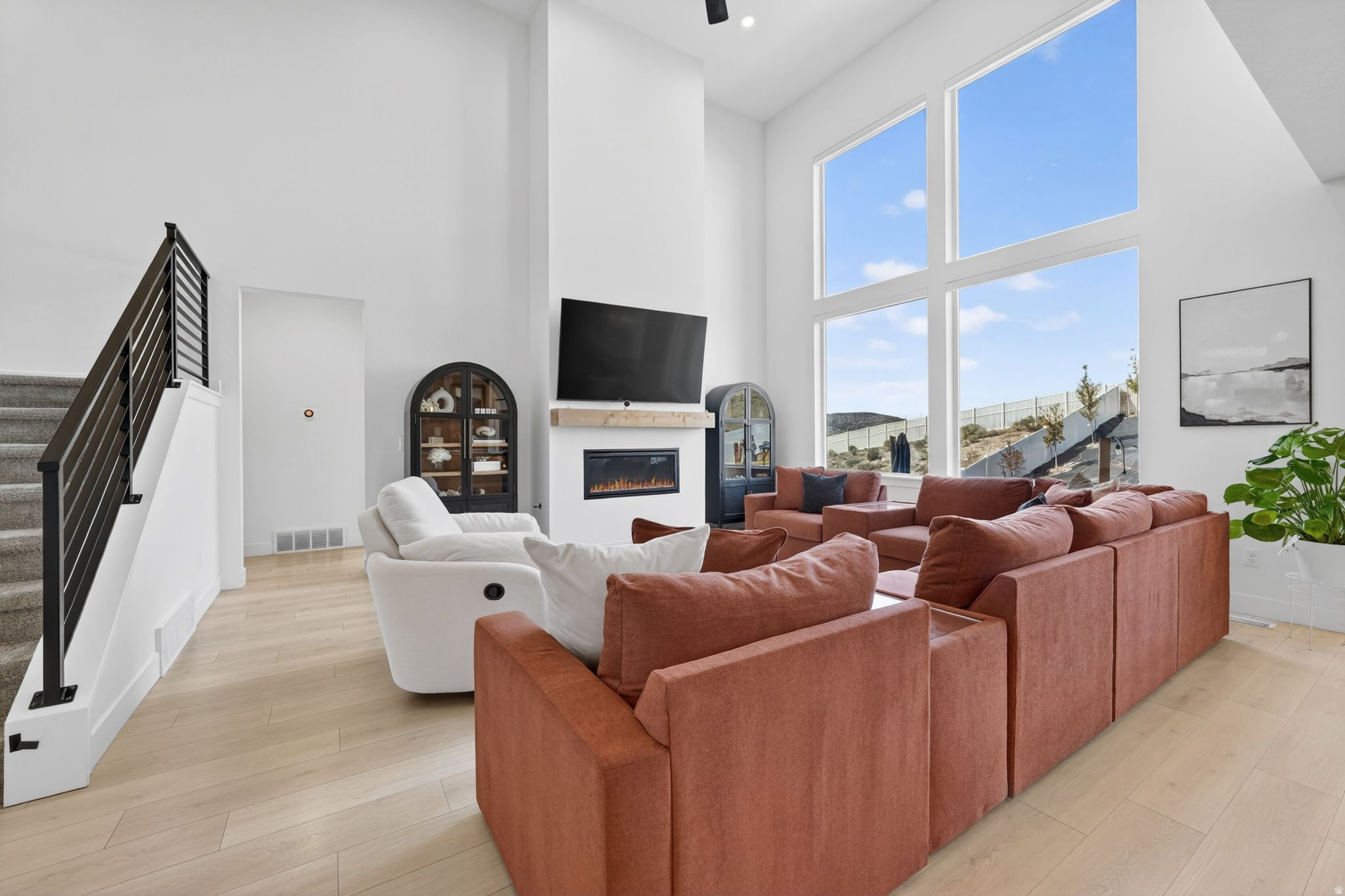 QUAILHILL - Residential