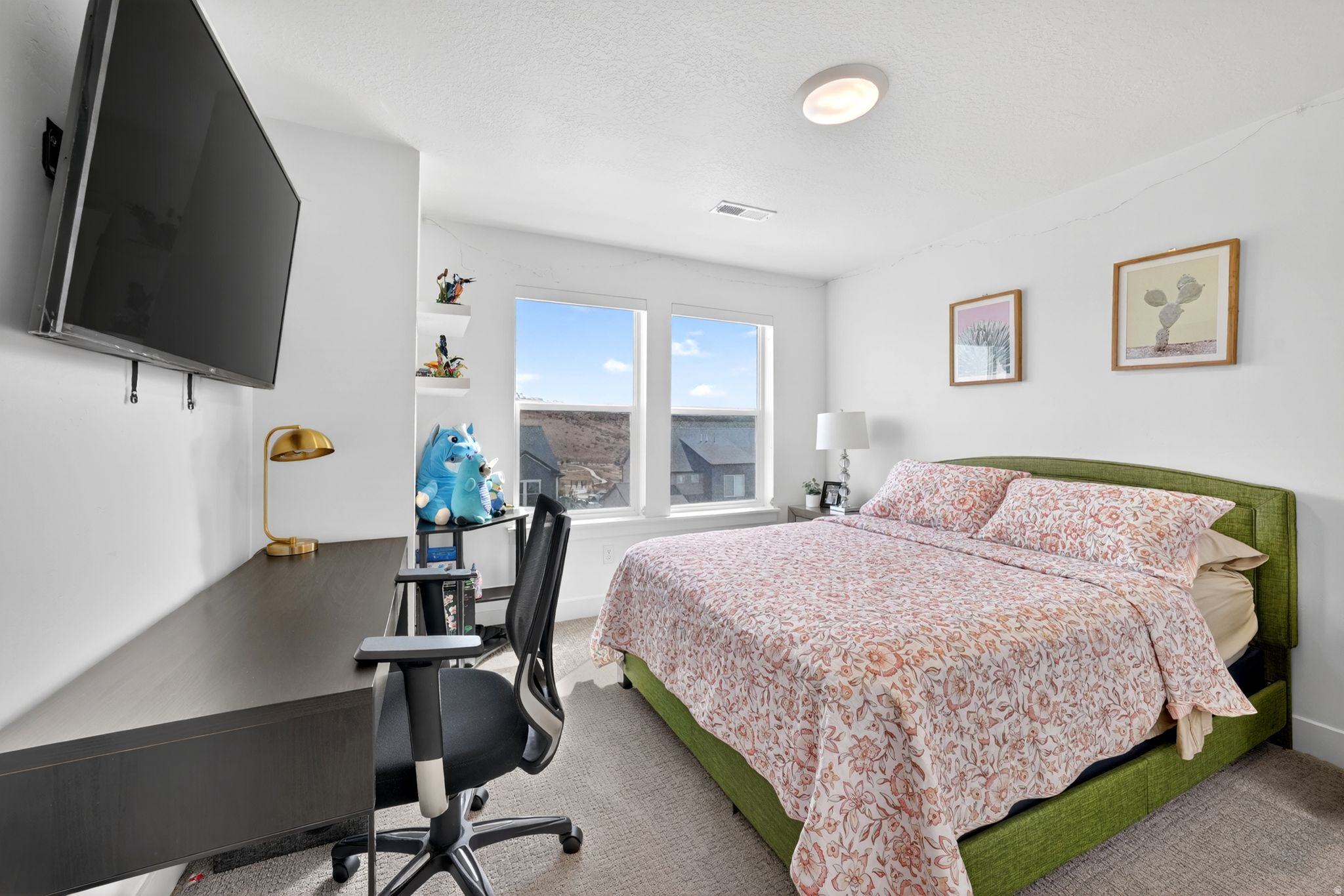 QUAILHILL - Residential