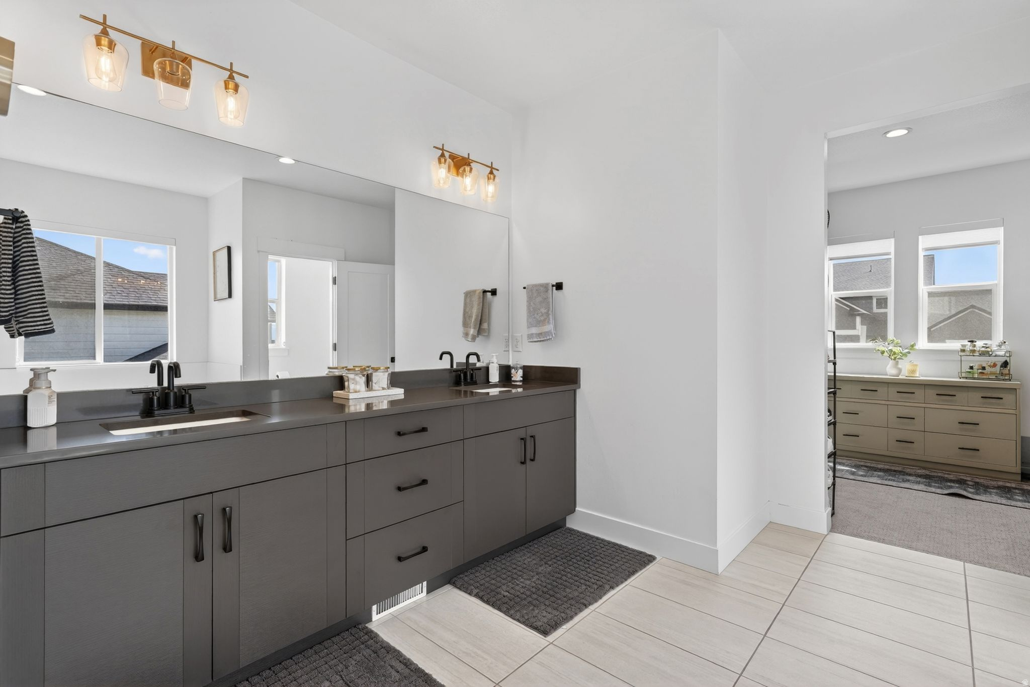 QUAILHILL - Residential