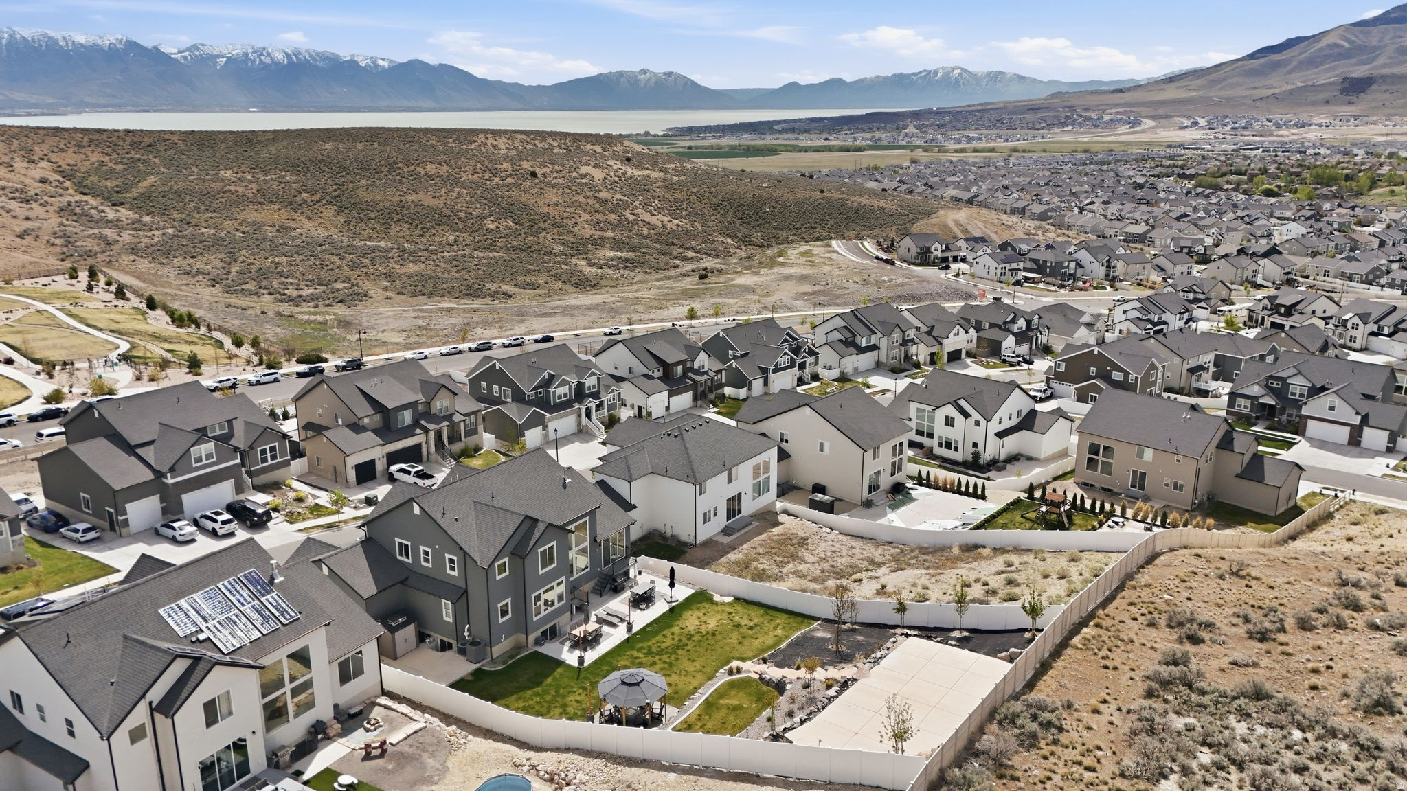 QUAILHILL - Residential