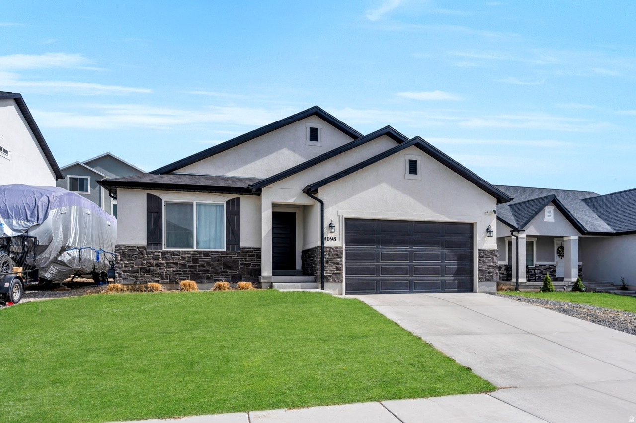 EAGLE POINT - Residential