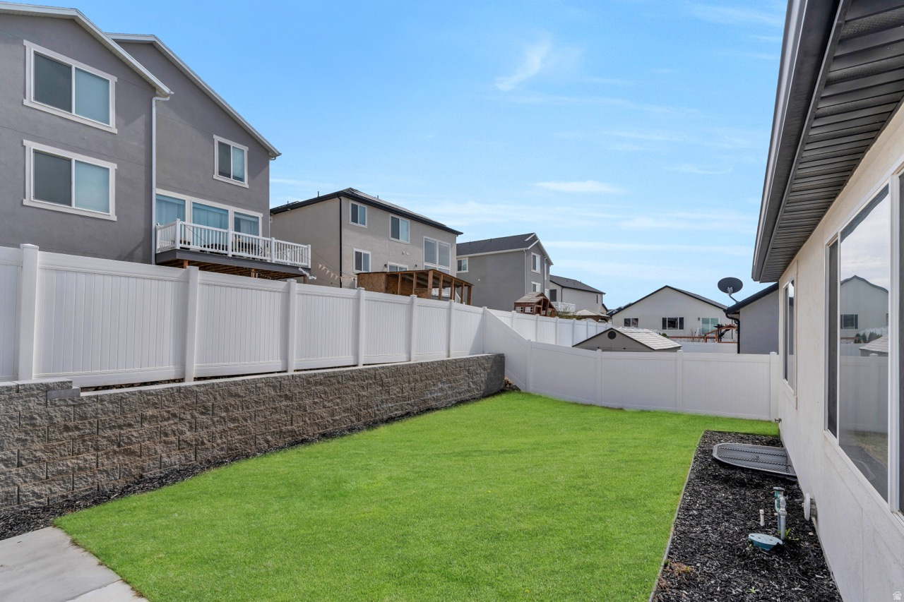 EAGLE POINT - Residential