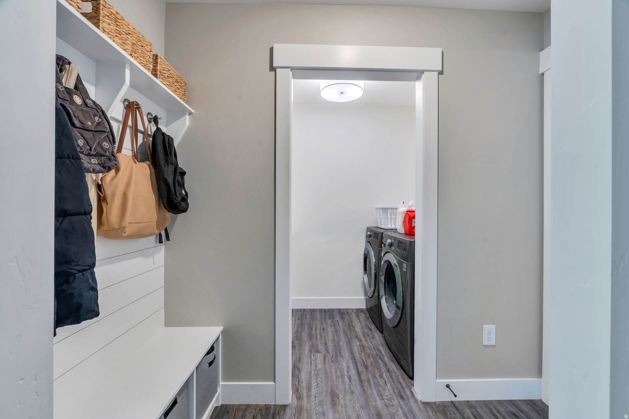 EAGLE POINT - Residential