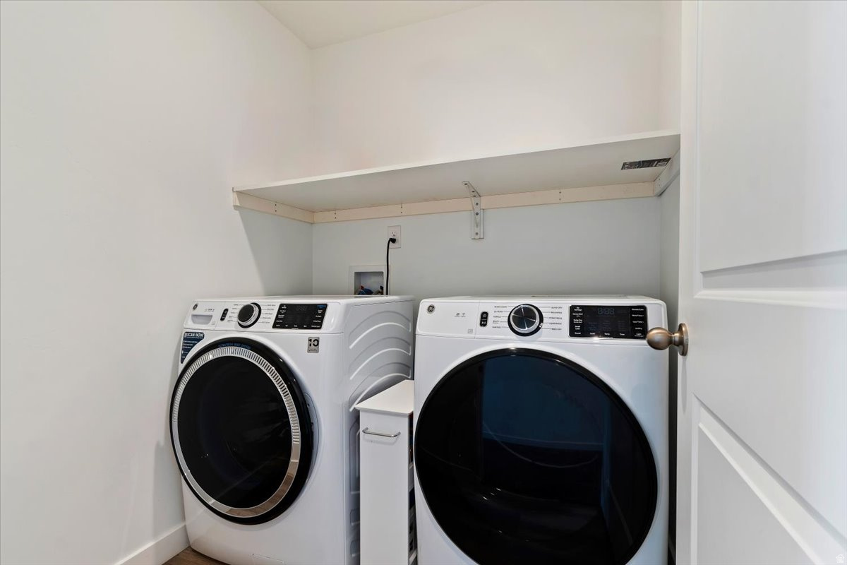 NORTHSHORE - Residential