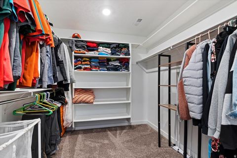 Tiny photo for 442 N COMMODORE LN, Saratoga Springs, UT 84045 (MLS # 2149071)