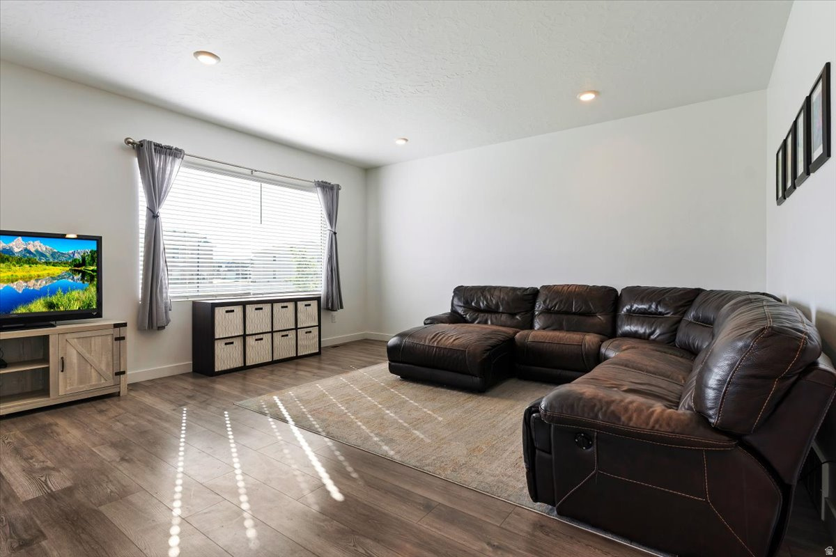 NORTHSHORE - Residential