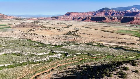 Vacant Land For Sale - 123 Teasdale Powerline Rd<br/> Teasdale, UT 84773