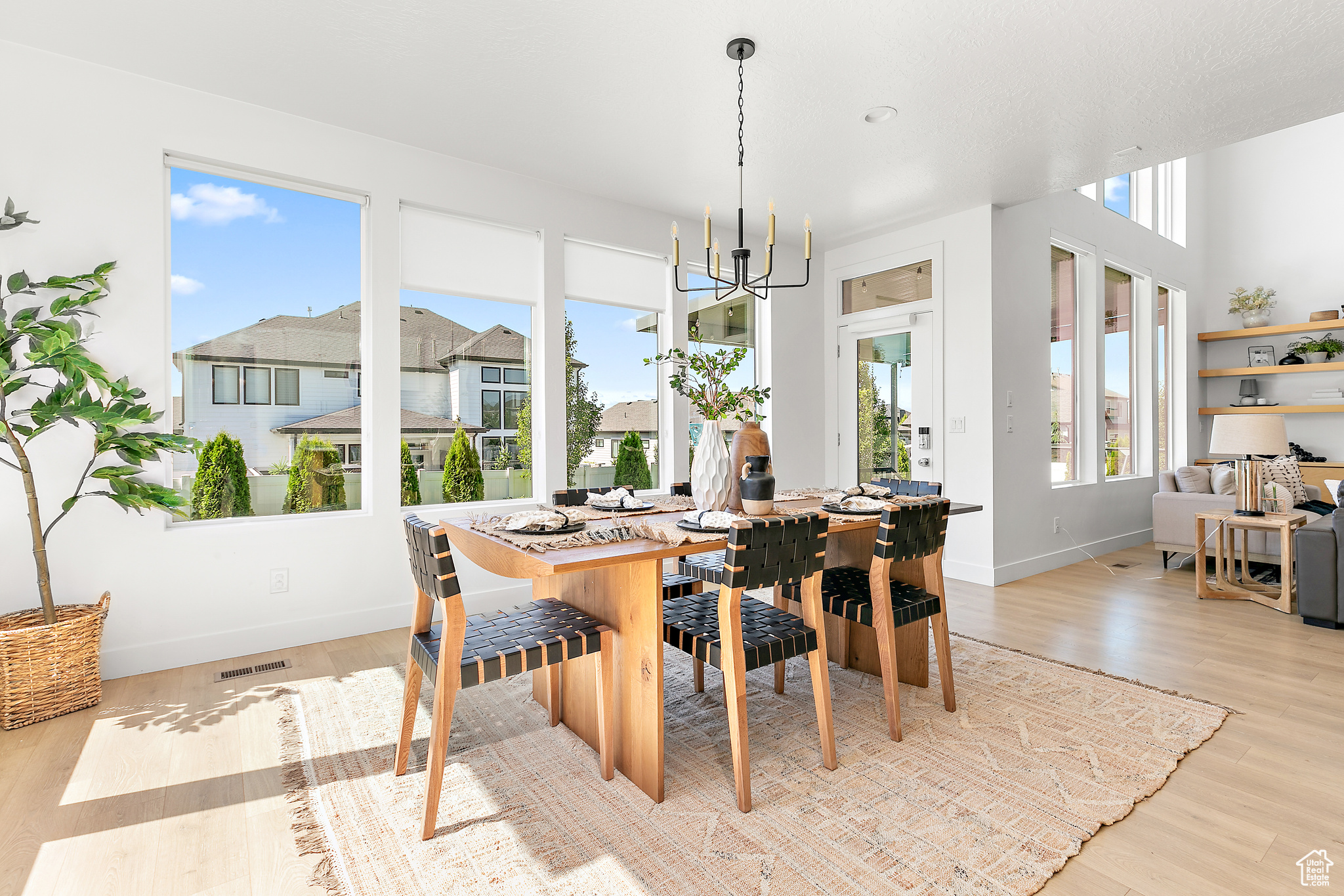 TIMP HOLLOW - Residential