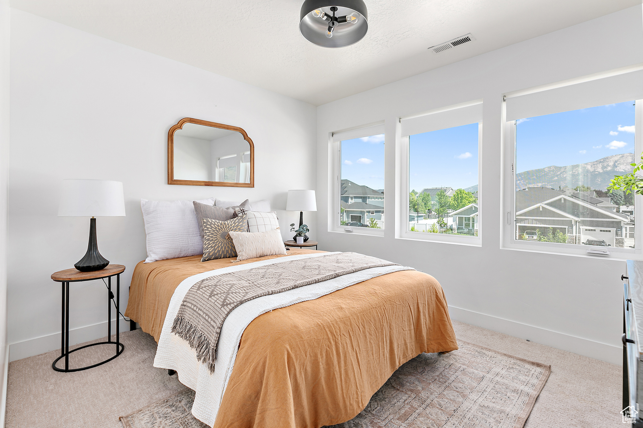 TIMP HOLLOW - Residential