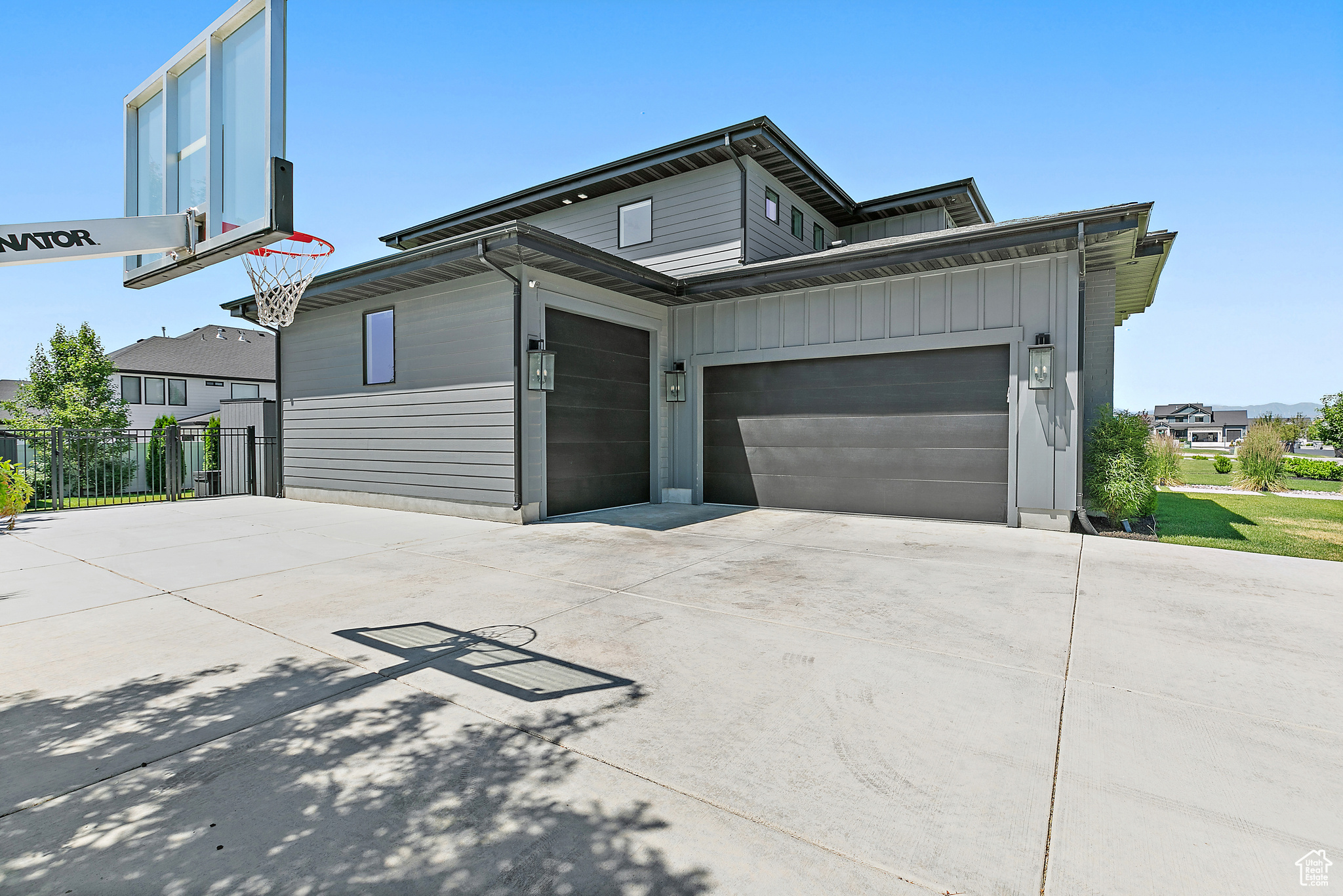 TIMP HOLLOW - Residential