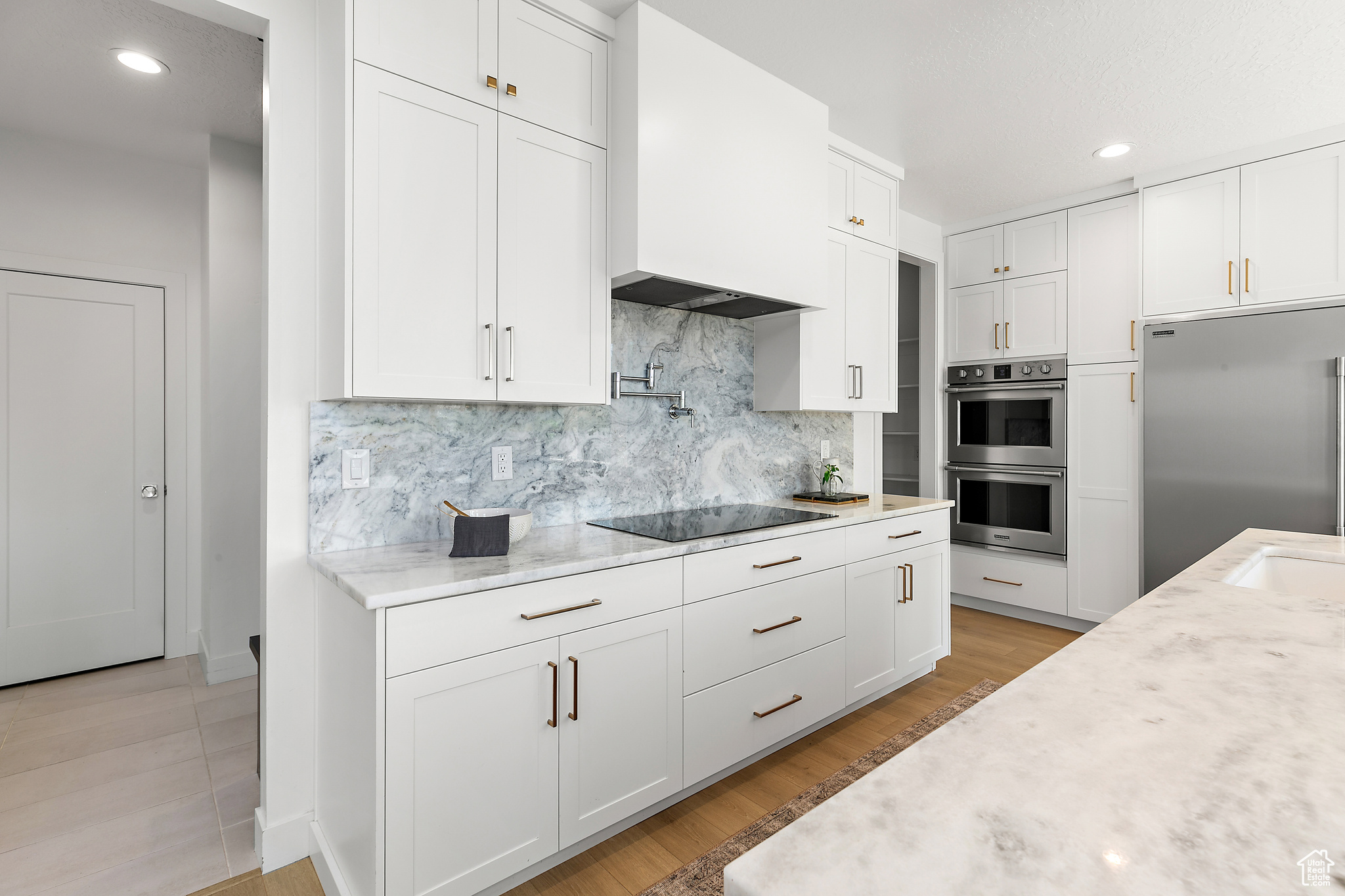 TIMP HOLLOW - Residential