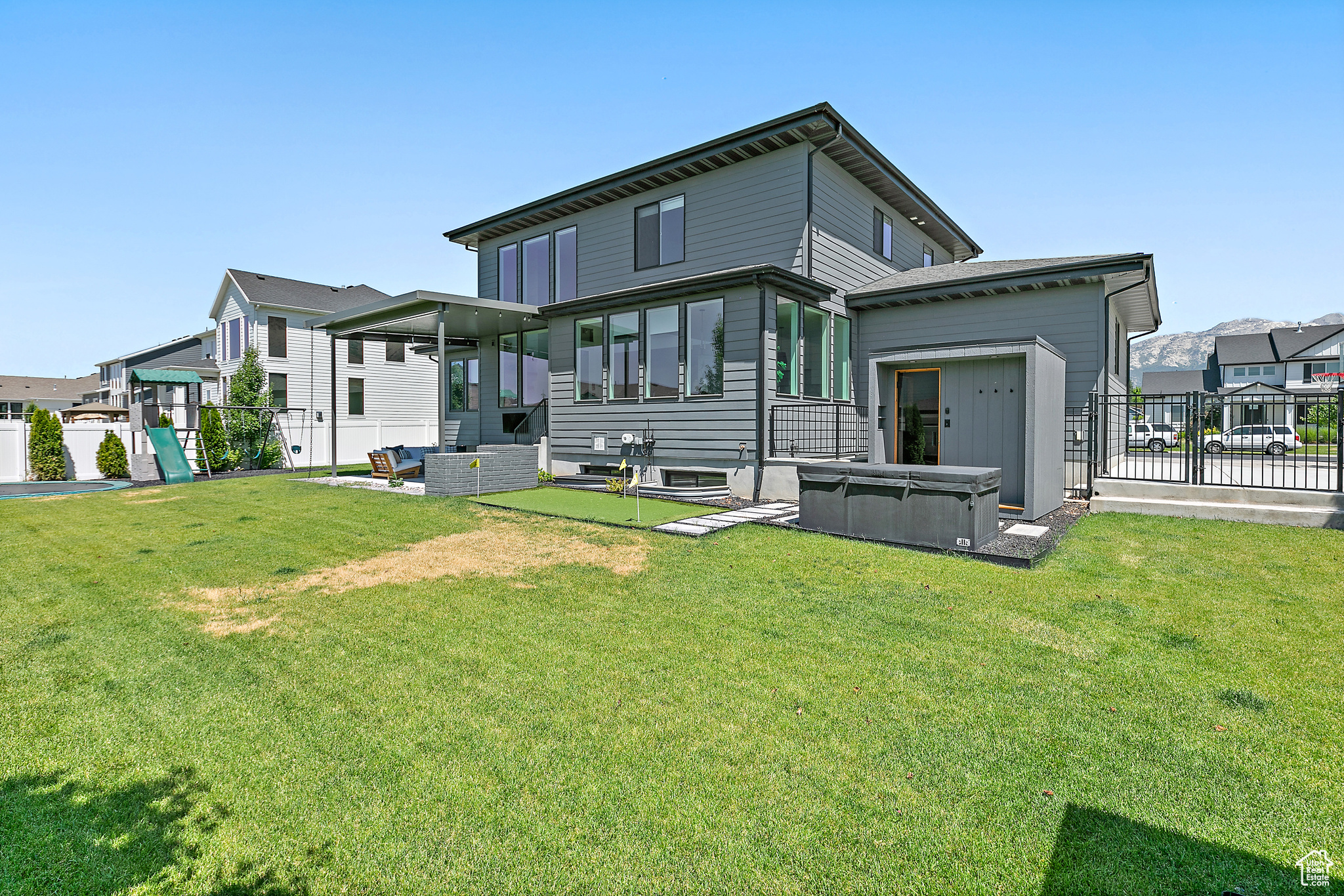 TIMP HOLLOW - Residential