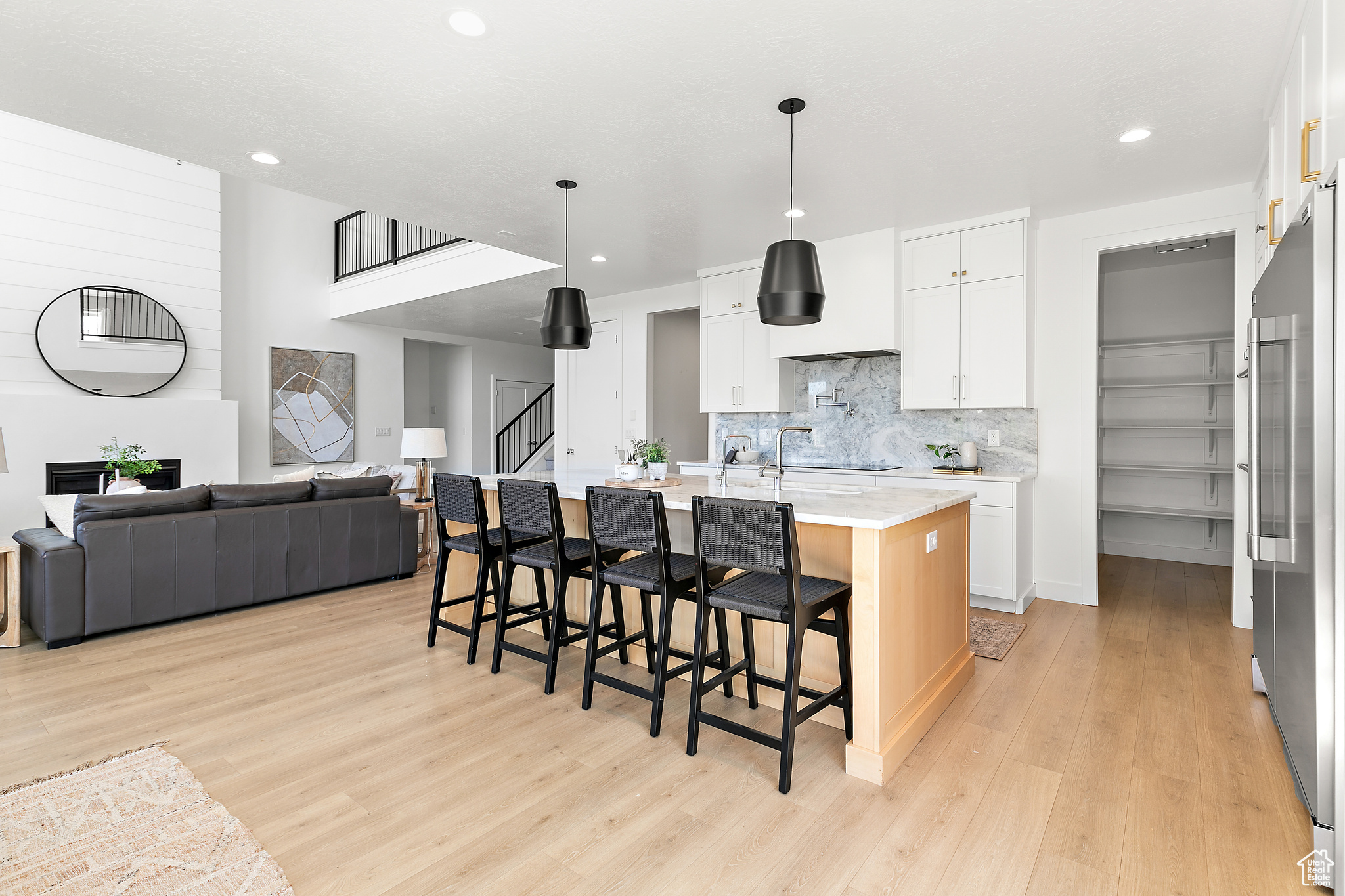 TIMP HOLLOW - Residential