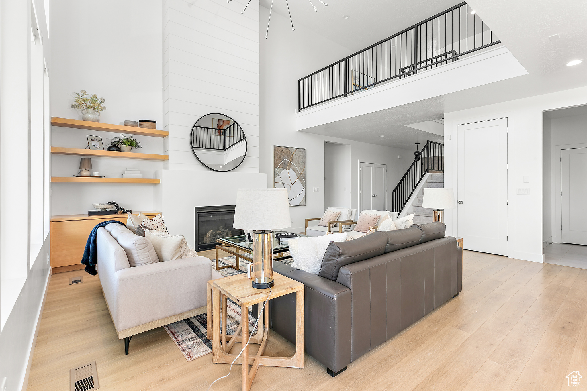 TIMP HOLLOW - Residential