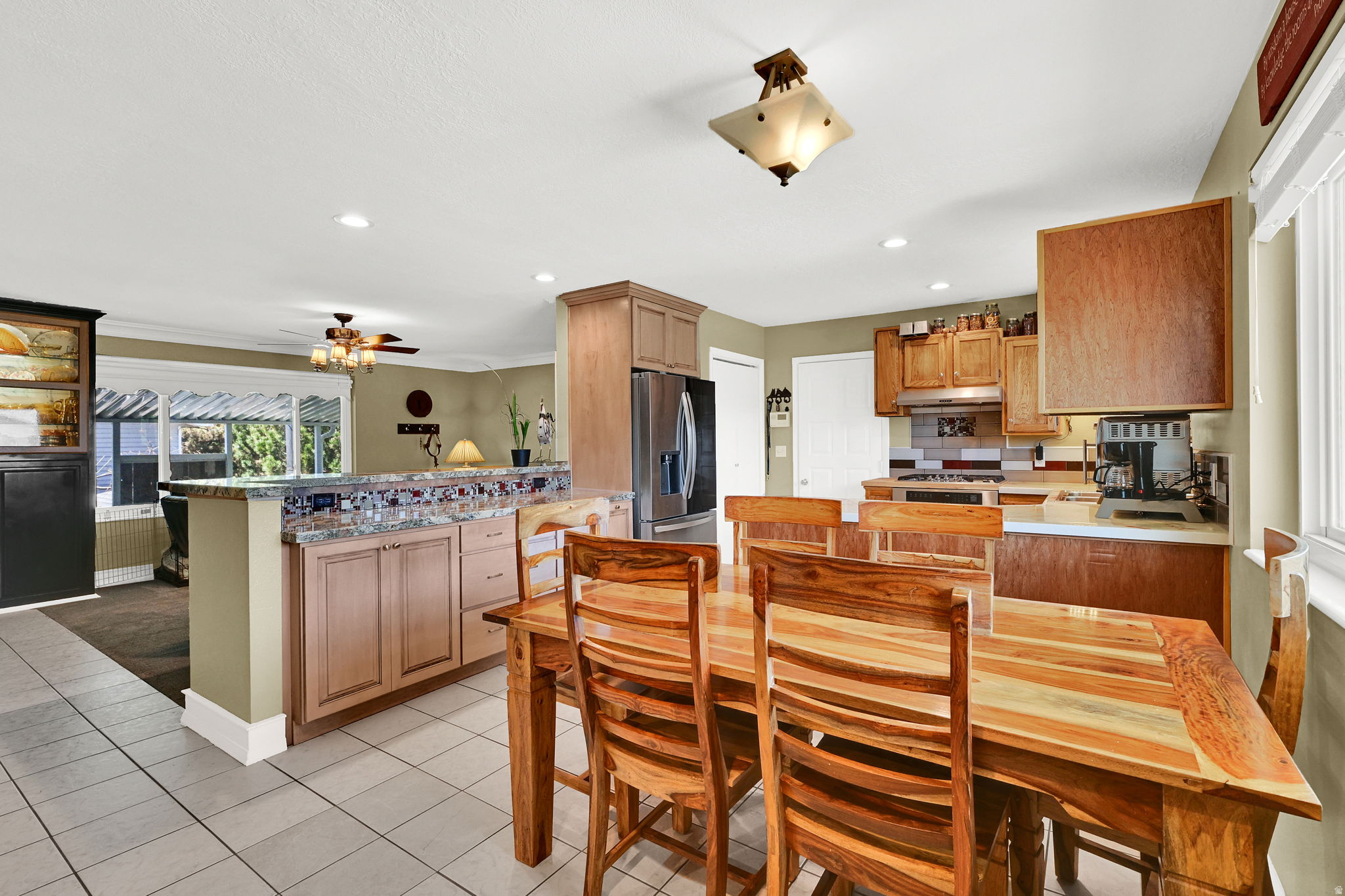 TOWN AND COUNTRY - Residential