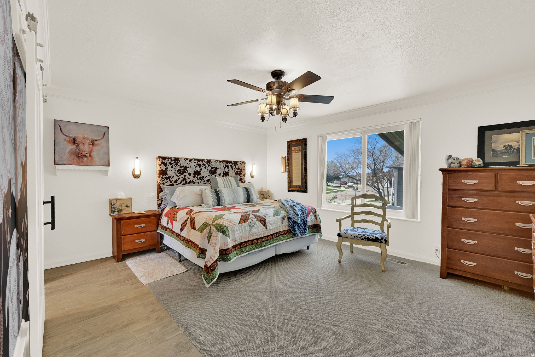 TOWN AND COUNTRY - Residential