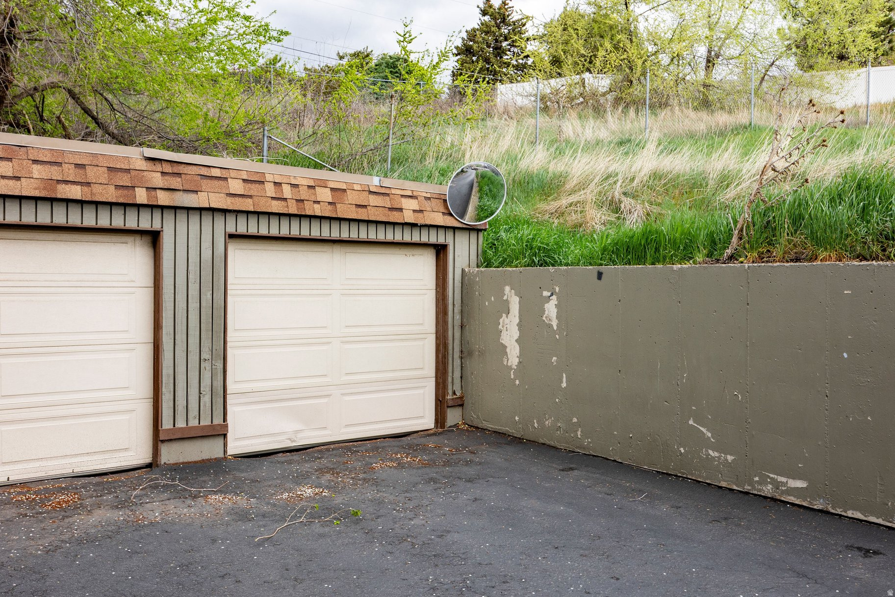 THE WILLOWS - Residential