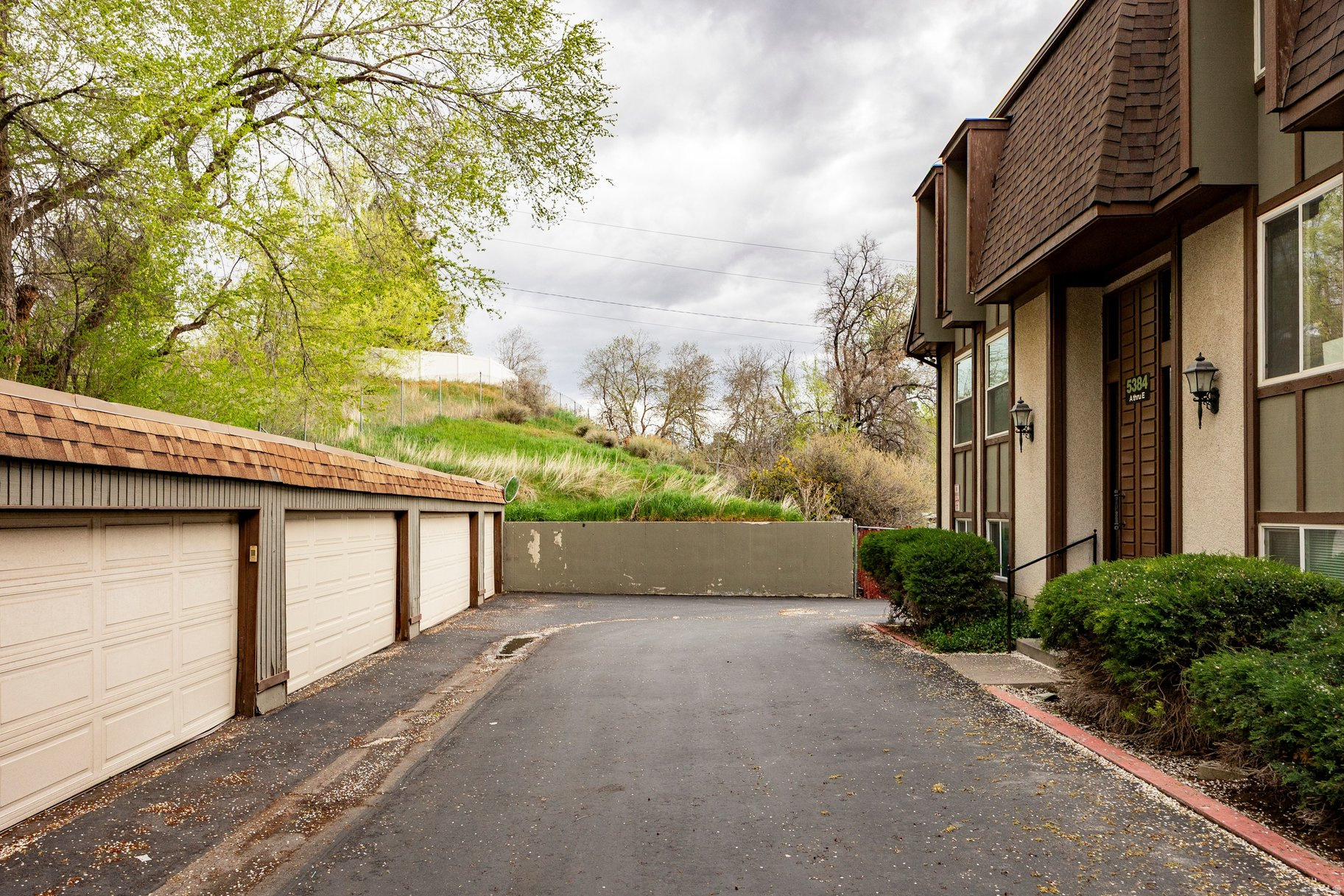 THE WILLOWS - Residential