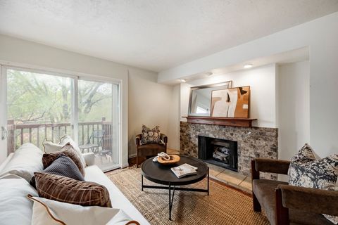 Tiny photo for 5384 S WILLOW LN E #E, Murray, UT 84107 (MLS # 2147798)