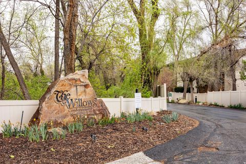 Tiny photo for 5384 S WILLOW LN E #E, Murray, UT 84107 (MLS # 2147798)