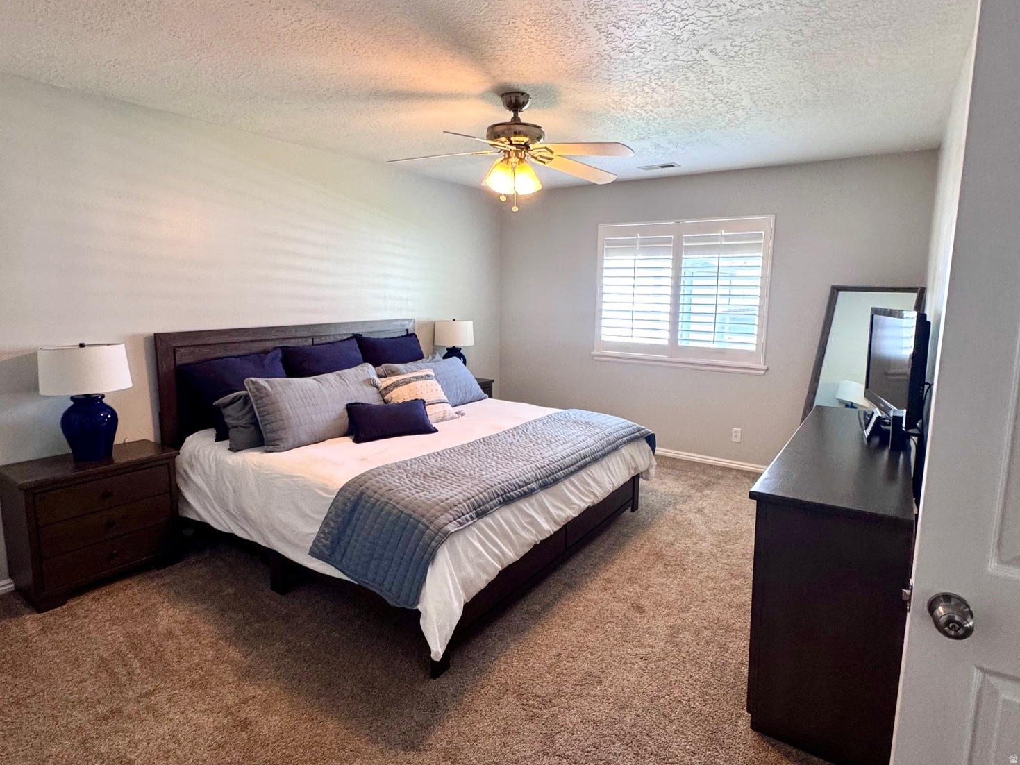 WHISPER WILLOW - Residential