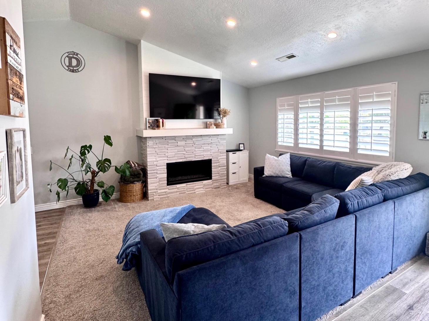 WHISPER WILLOW - Residential