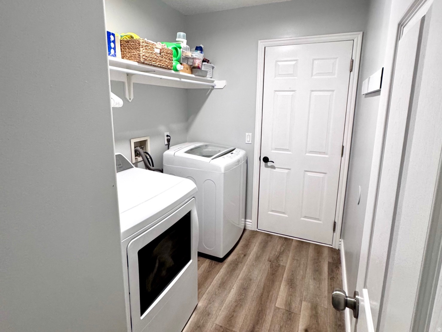 WHISPER WILLOW - Residential