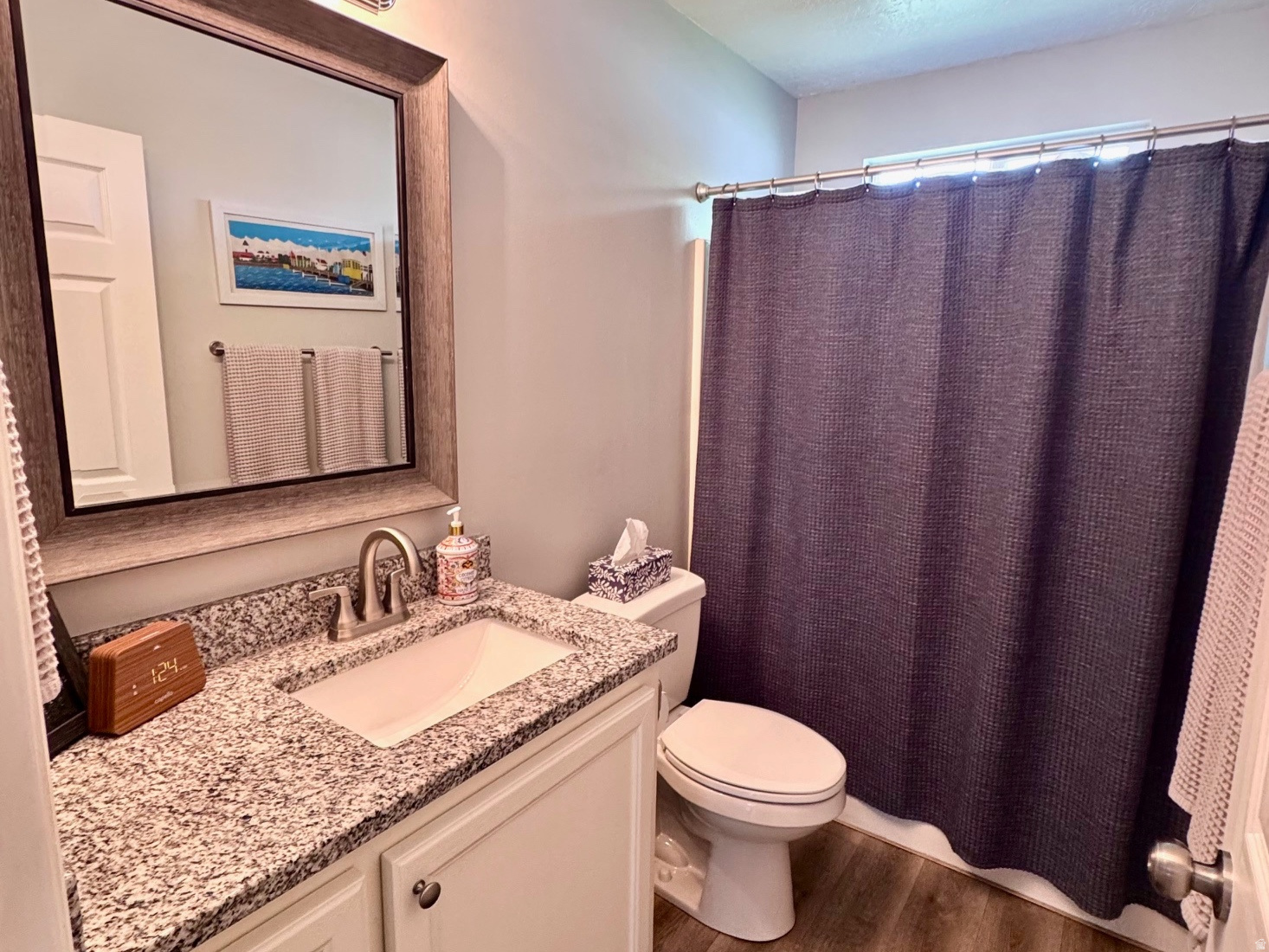 WHISPER WILLOW - Residential