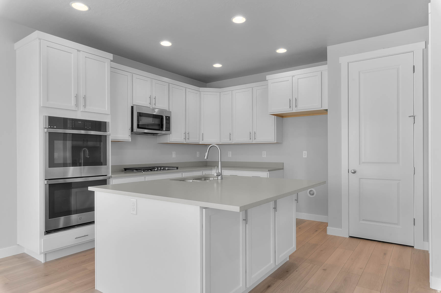 OVERLAND GARDENS D178 - Residential