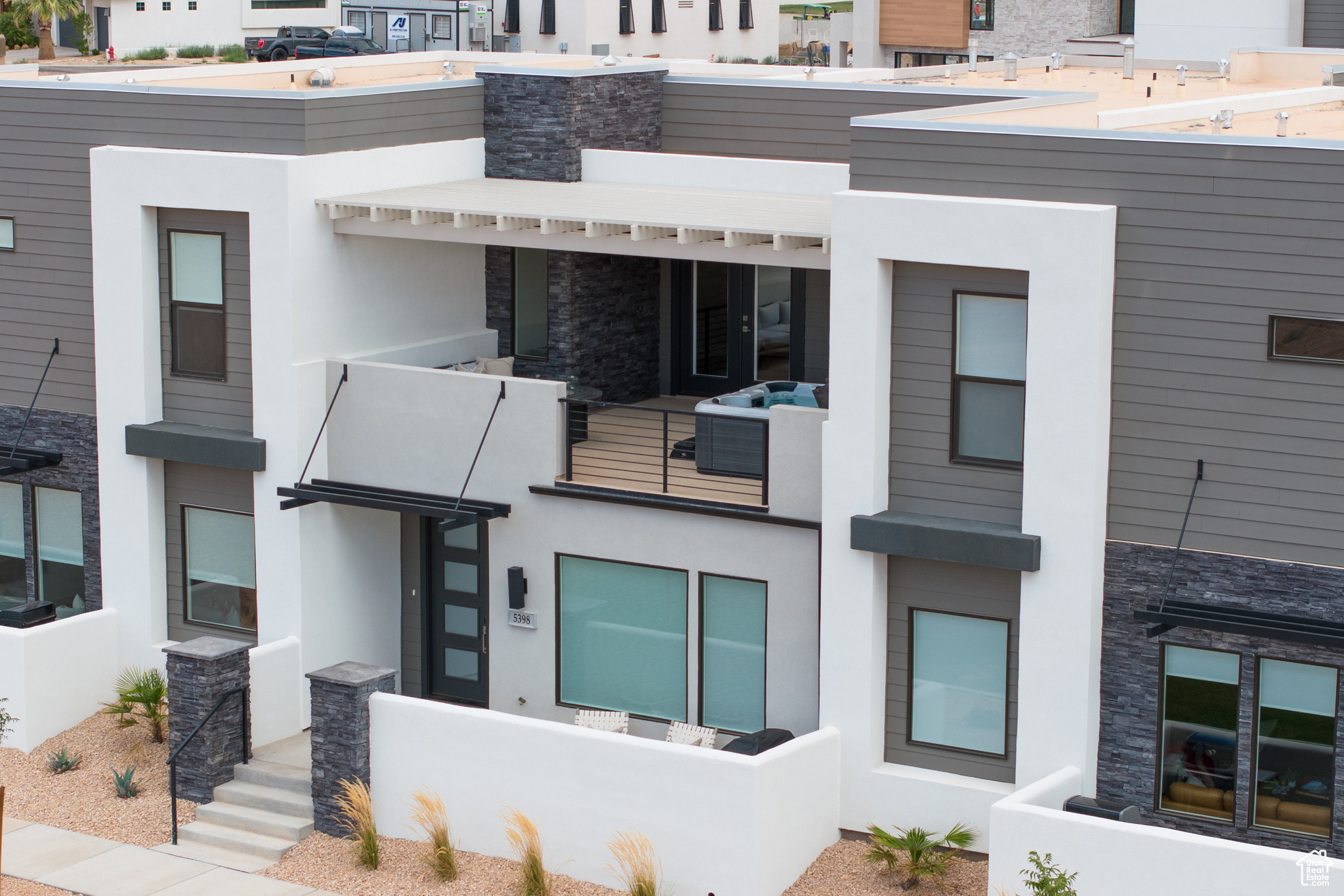 DESERT COLOR RESORT PH 5 - Residential