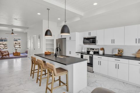 Tiny photo for 4024 S BURCH WAY, South Ogden, UT 84405 (MLS # 2124911)