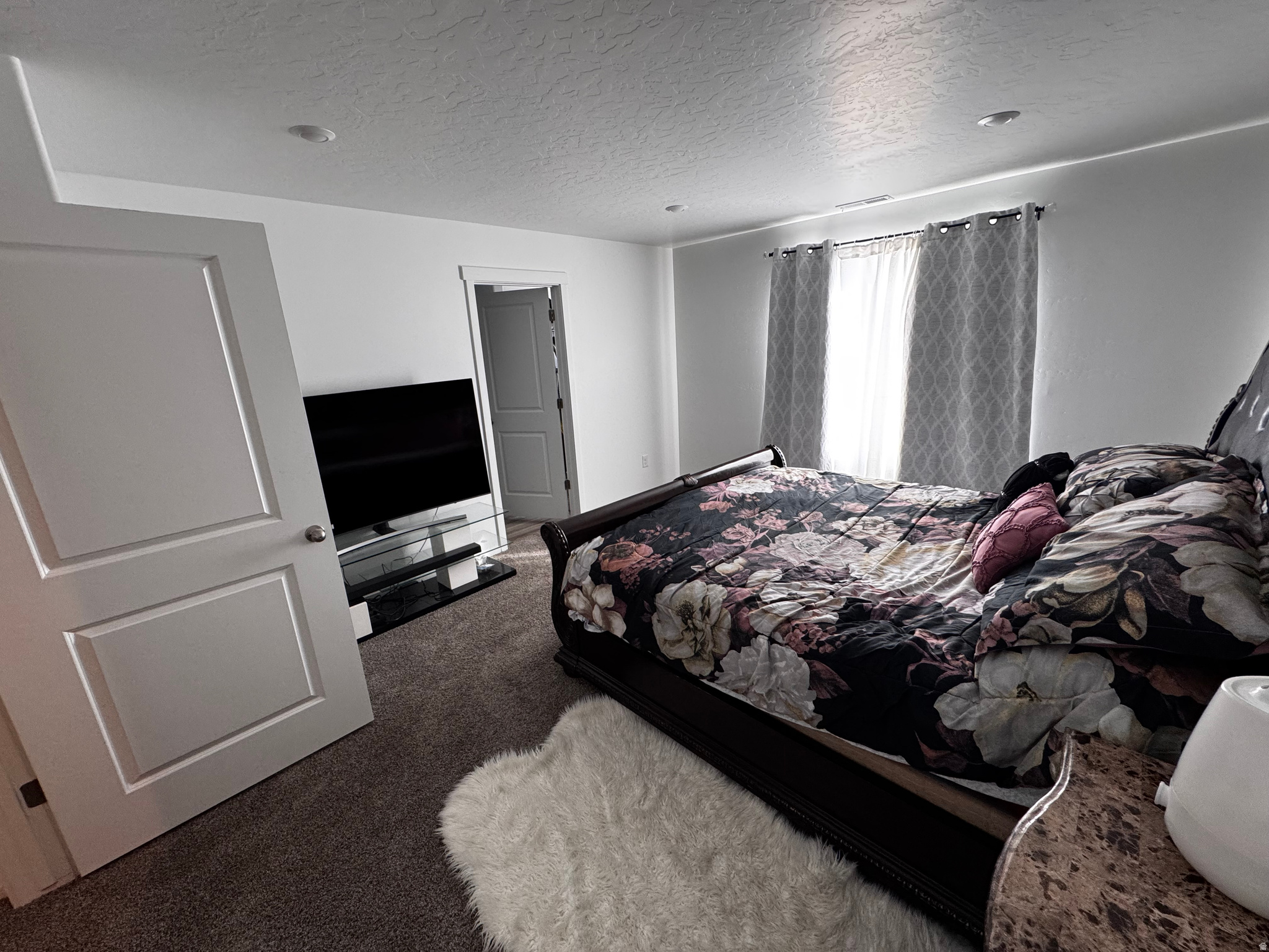 WESTERN ACRES - Residential