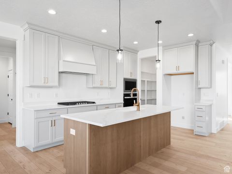 Tiny photo for 283 E 1250 N #64, Salem, UT 84653 (MLS # 2102638)