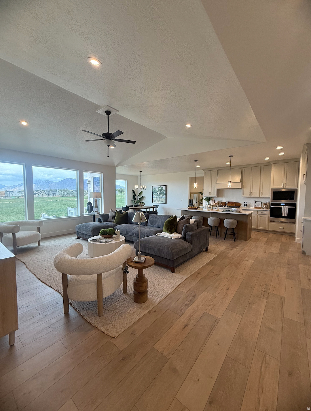 MOONLIGHT VILLAGE - Residential