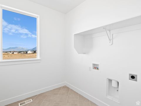 Tiny photo for 283 E 1250 N #64, Salem, UT 84653 (MLS # 2102638)