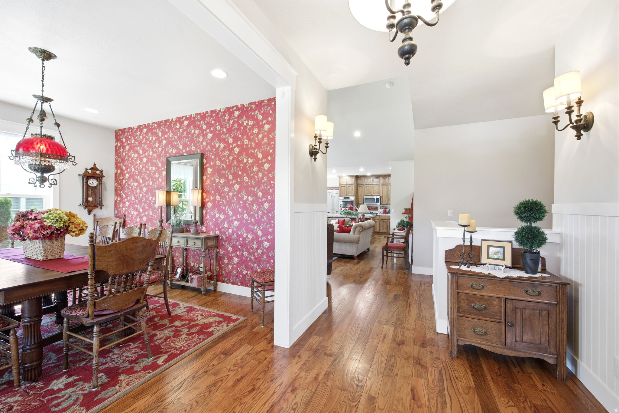 HILL FARMS - Residential