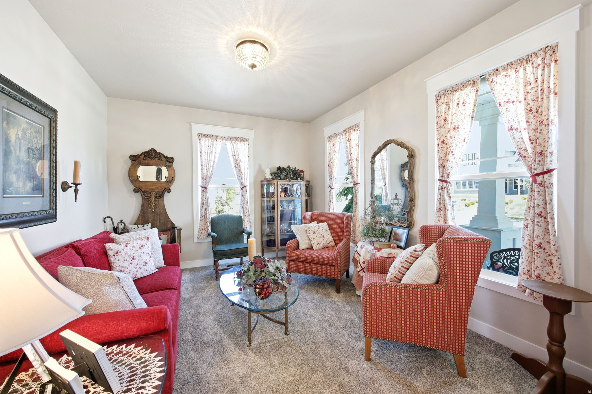 HILL FARMS - Residential