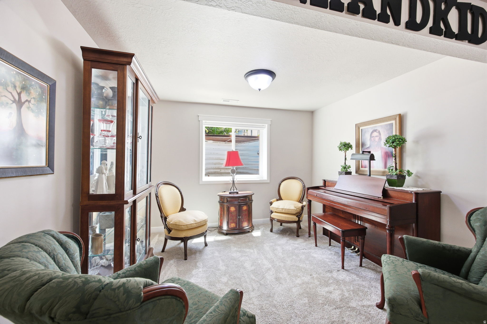 HILL FARMS - Residential