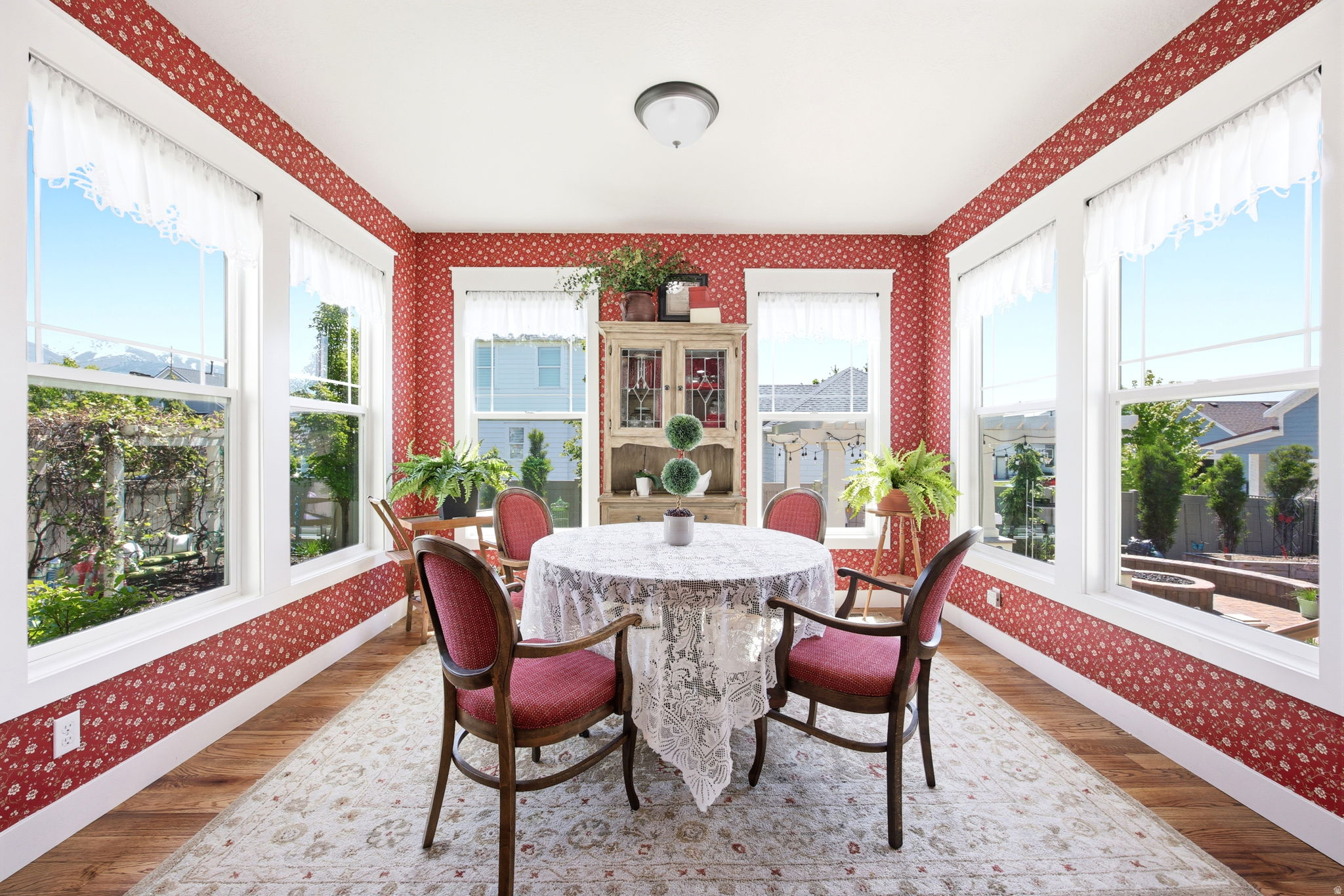 HILL FARMS - Residential