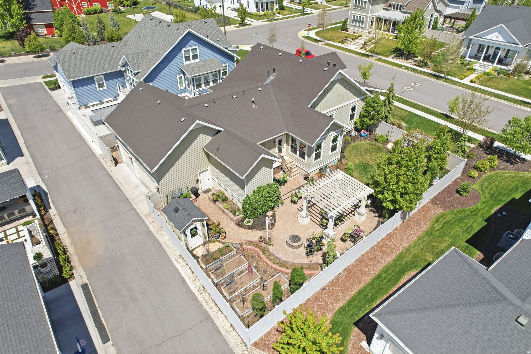 HILL FARMS - Residential
