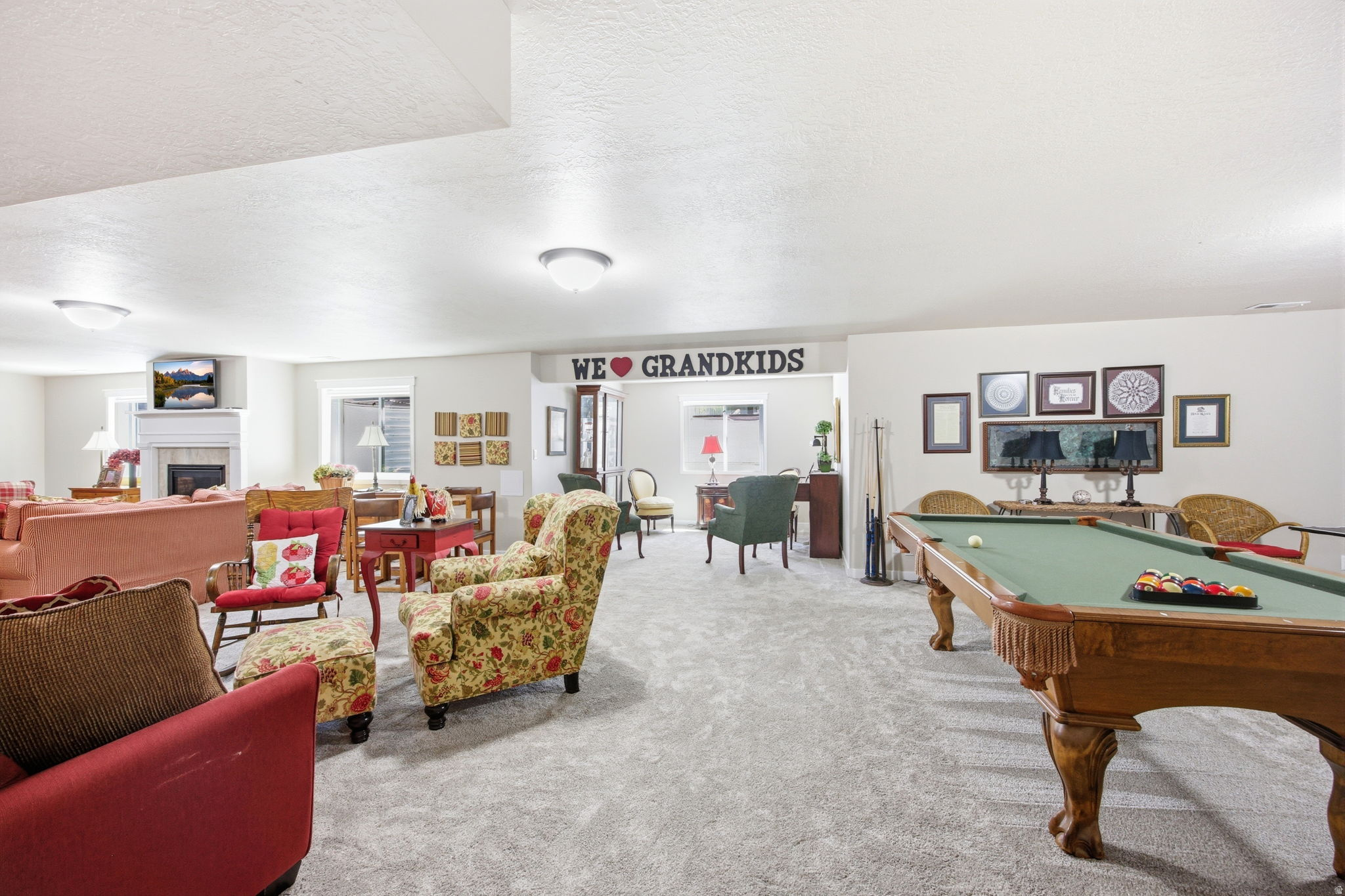 HILL FARMS - Residential