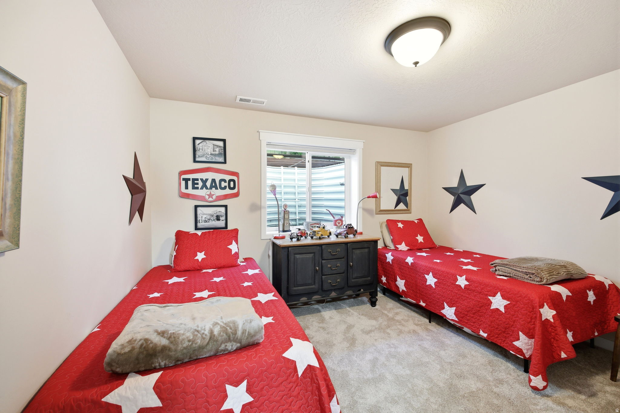 HILL FARMS - Residential