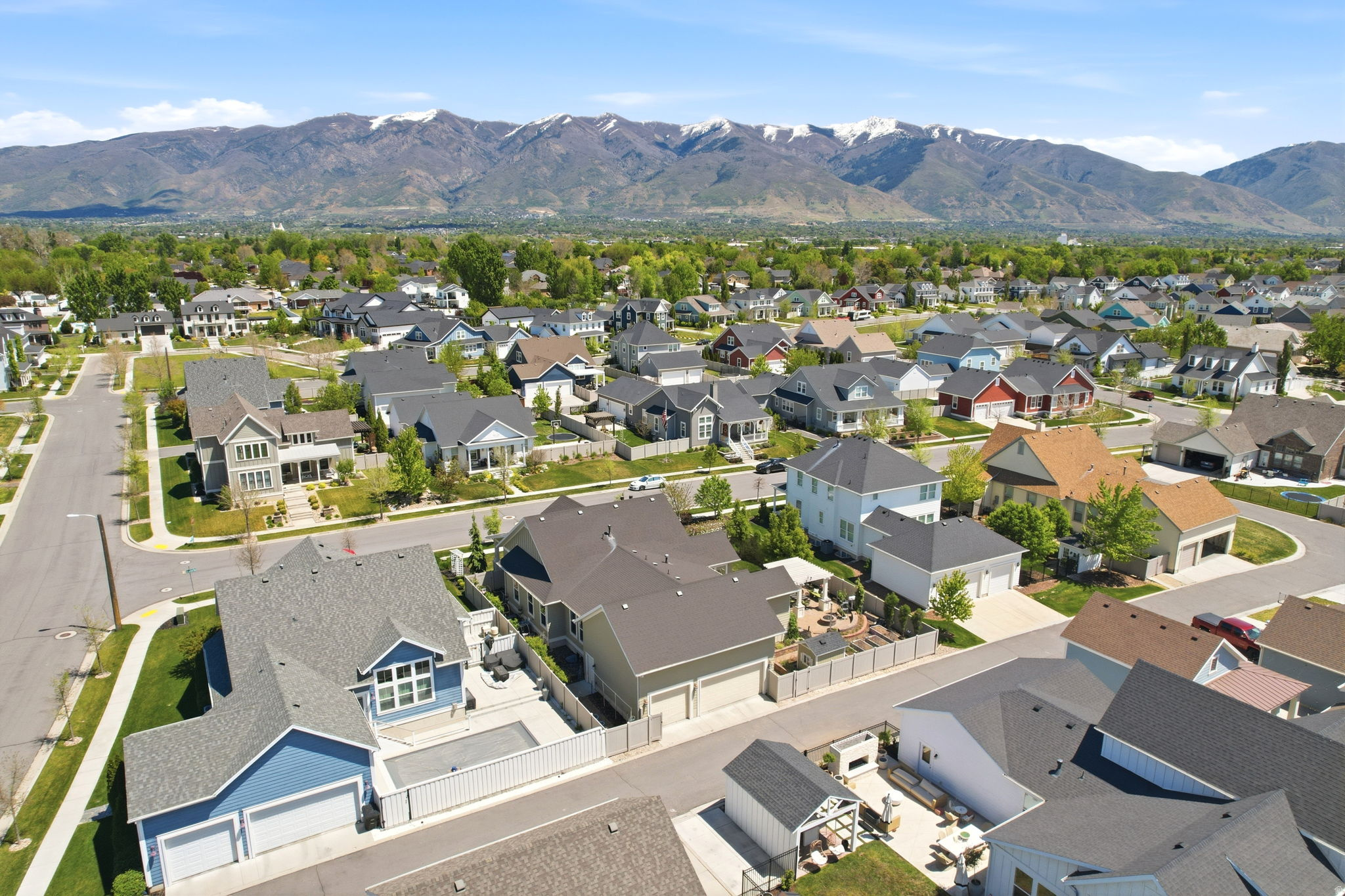 HILL FARMS - Residential