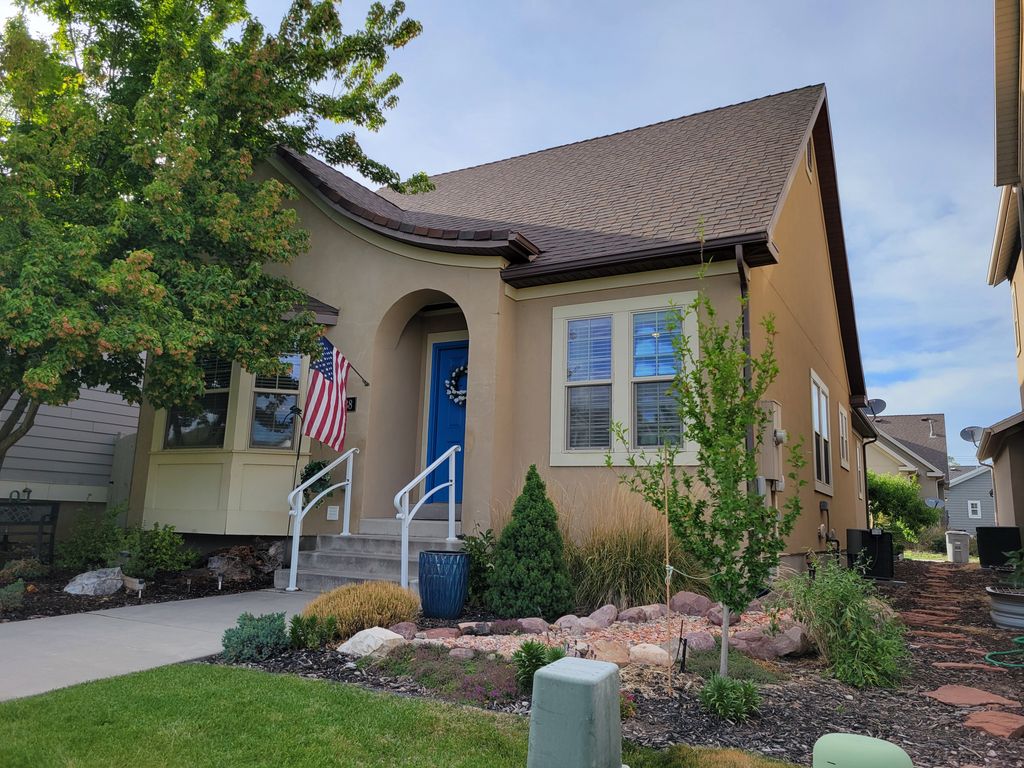 Photo of 10238 S OQUIRRH LAKE RD W, South Jordan, UT 84095 (MLS # 2169718)