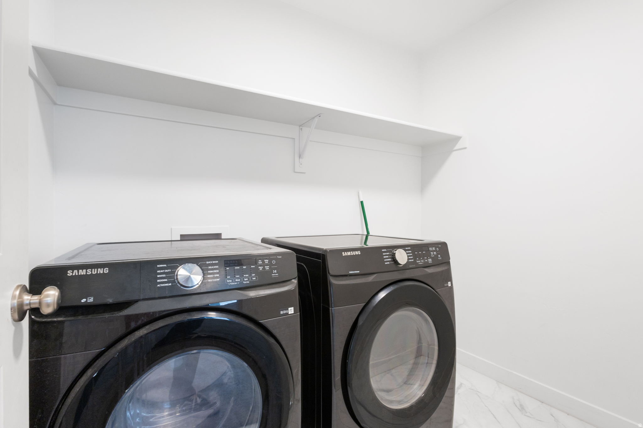 GABLERS GROVE CTG325 - Residential